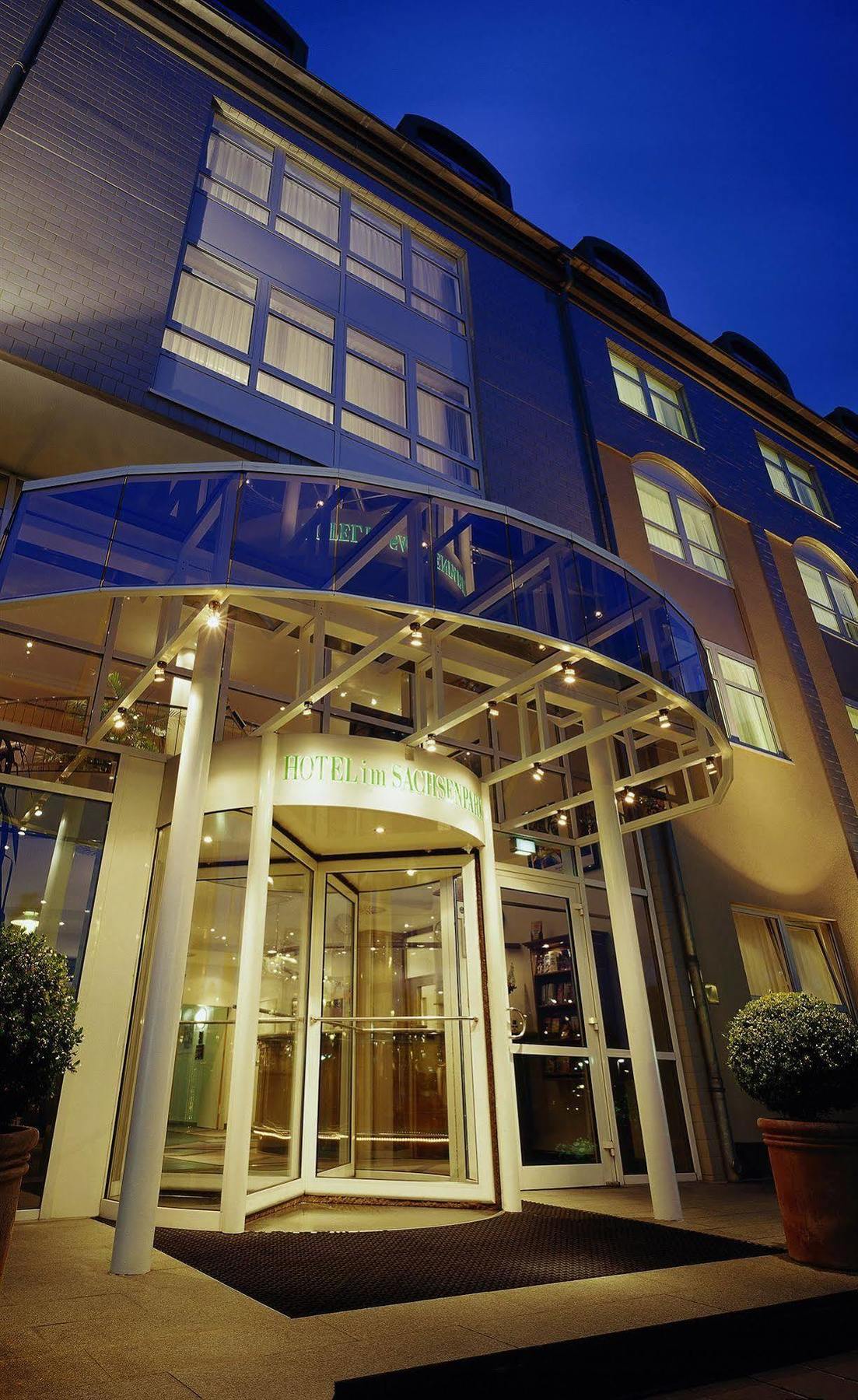 Sachsenpark-Hotel Lipcse Kültér fotó