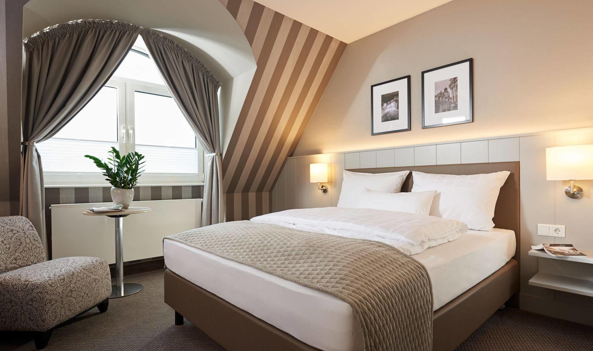 Sachsenpark-Hotel Lipcse Kültér fotó